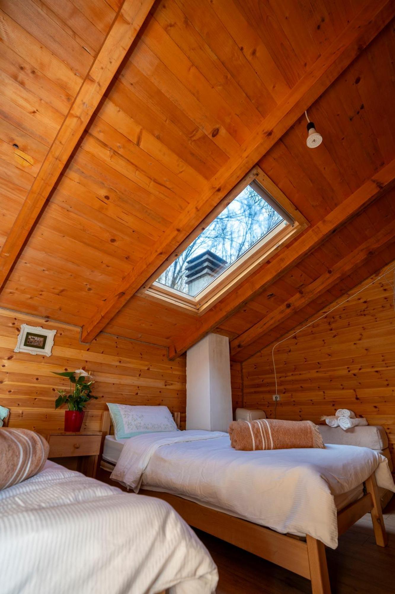Bee Eco Guest House Moll' e Shoshit Ngoại thất bức ảnh