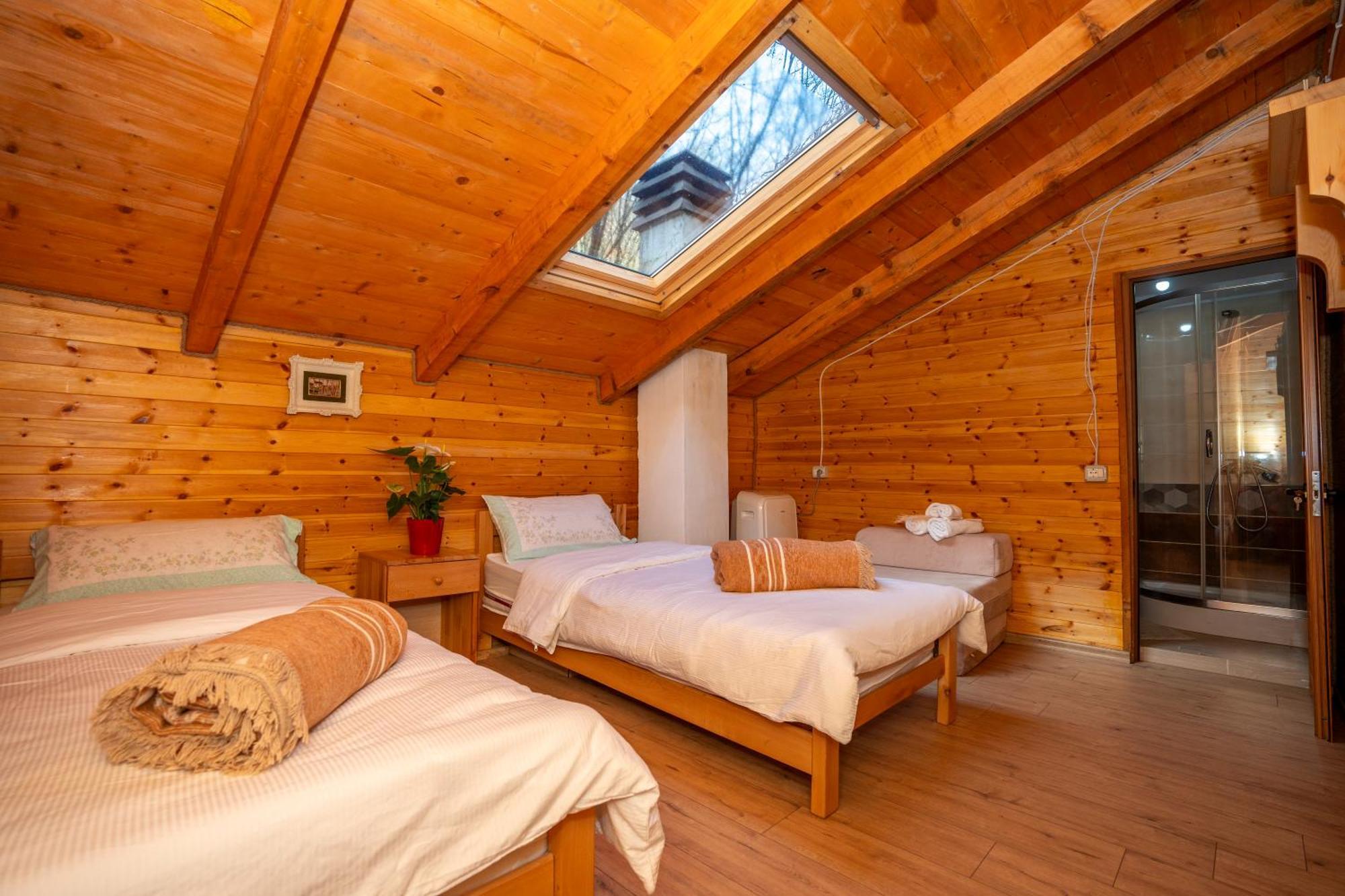 Bee Eco Guest House Moll' e Shoshit Ngoại thất bức ảnh